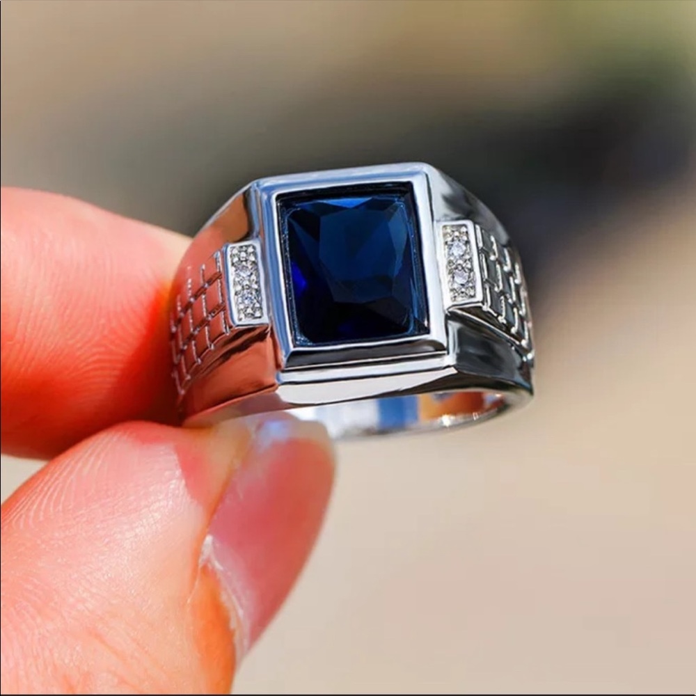 NEW SILVER BLUE BLING CUT ROCK CUBAN RING - Picture 2 of 3